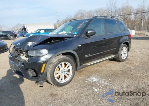 2013 BMW X5 xDrive35I/xDrive35I Premium/xDrive35I Sport Activity z USA, uszkodzony, nr VIN 5UXZV4C56D0B03969